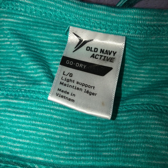 2 OldNavy sports bras!! 2 for 20$!! - Picture 4 of 4
